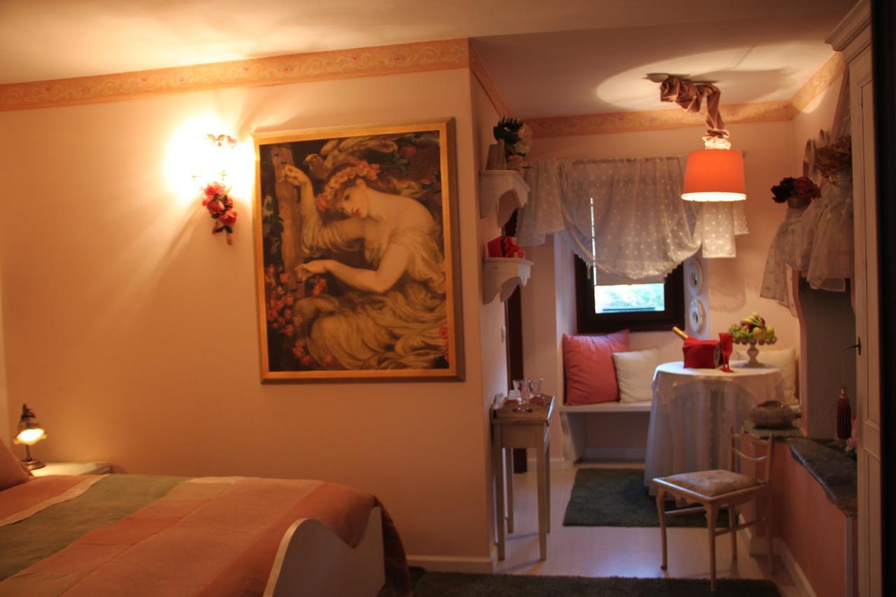 Una Franca Camere Di Charme Biella Exterior photo